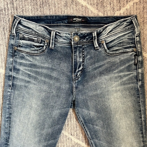 SILVER JEANS AVERY ANKLE SKINNY JEANS - Picture 3 of 7
